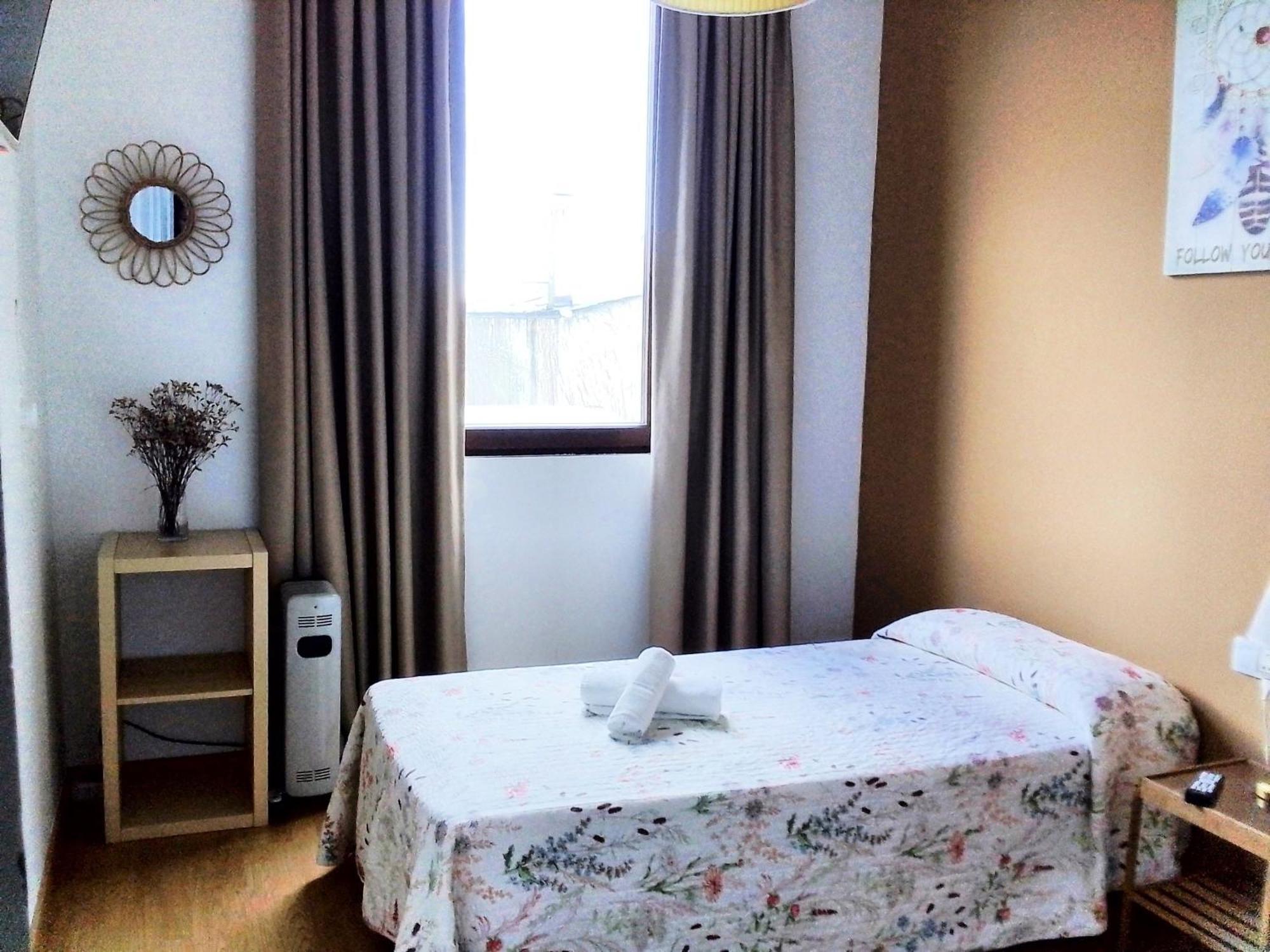 Albergue San Lazaro Sarria Eksteriør billede