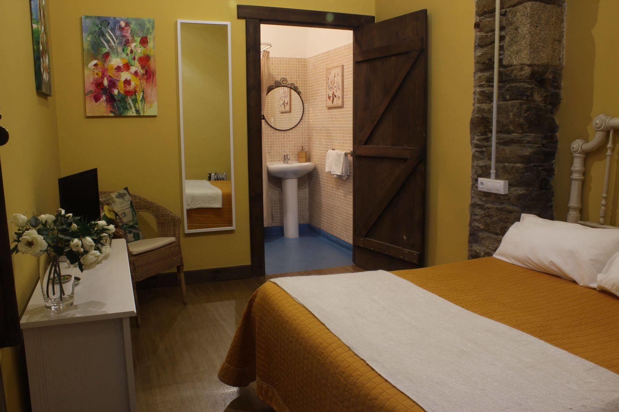 Albergue San Lazaro Sarria Eksteriør billede