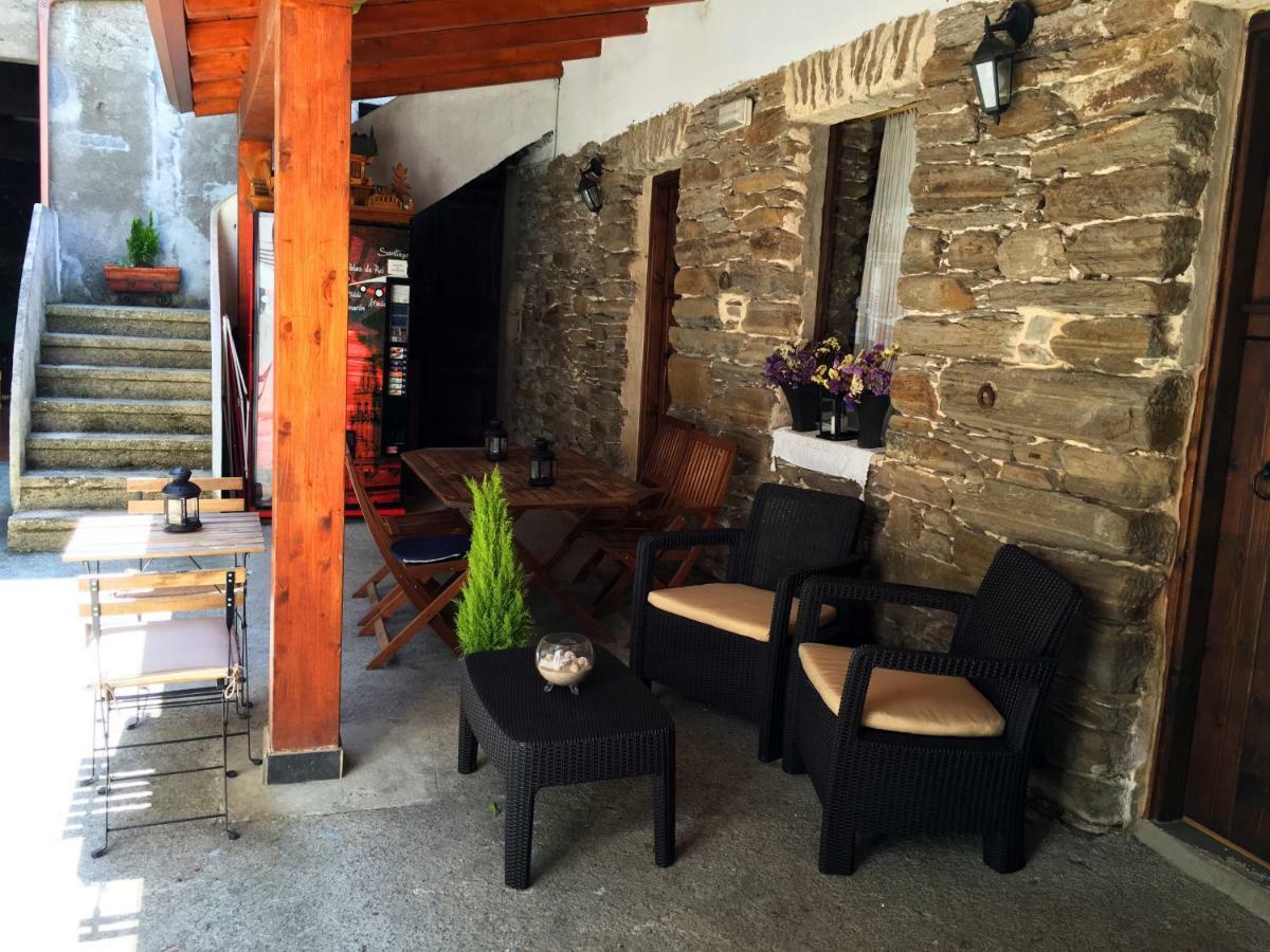Albergue San Lazaro Sarria Eksteriør billede